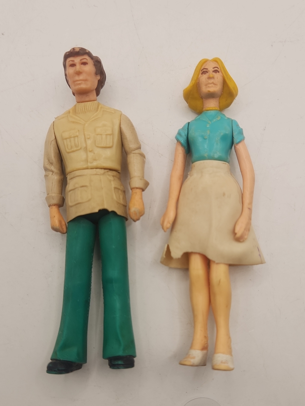 Vintage 1977 Fisher Price Dollhouse Dad And Mom Figures